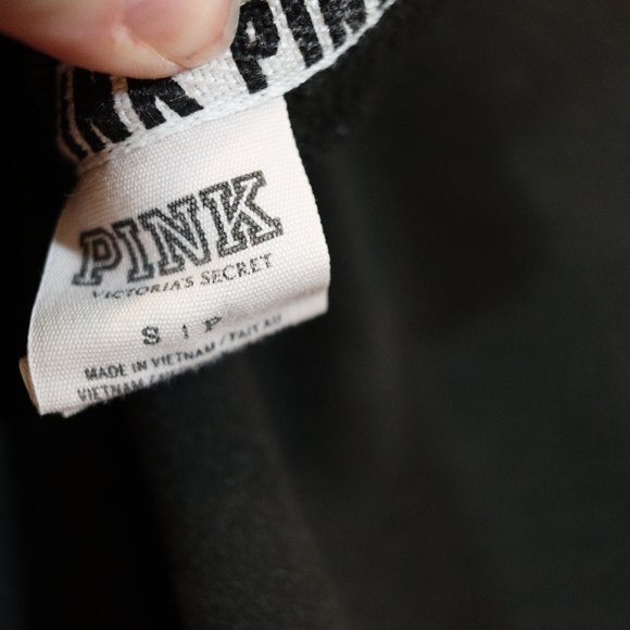 PINK Victoria's Secret Spellout Logo Pullover Sweatshirt Tropical Print Black SM - Picture 6 of 6